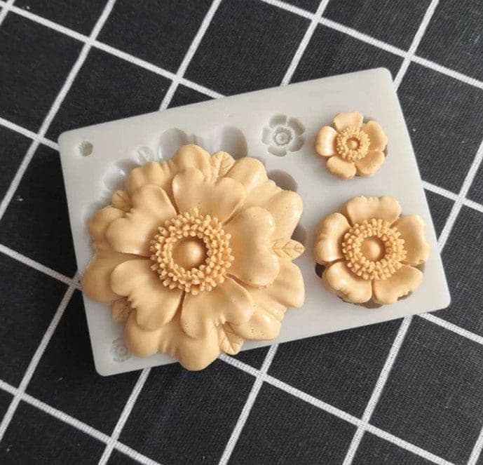 Classic Petal Mould